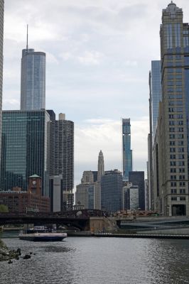 DSC06516 Chicago Skyline am Chicago River_k
