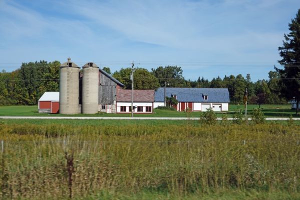 DSC06848 Farm bei Nasewaupee_k
