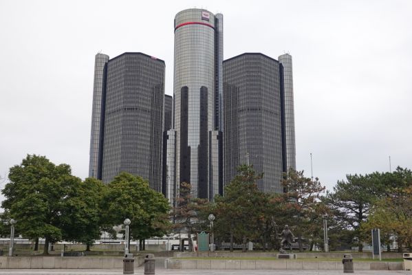 DSC07526 Detroit GM Renaissance Center_k
