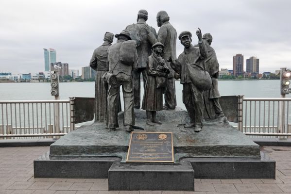 DSC07529 Detroit Underground Railroad Monument_k
