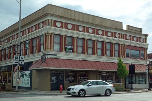 DSC07859 Nappanee Vintage Haus_k
