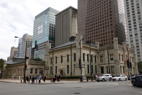 DSC08062 Chicago Water Tower Place Pumping Station_k
