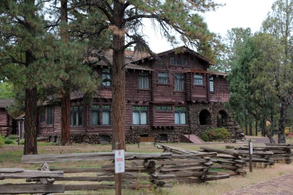 IMG_0114_Flagstaff_Riordan_Mansion_forum.jpg