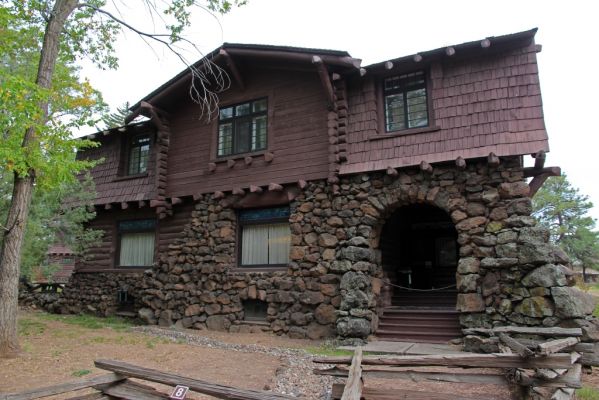 IMG_0125_Flagstaff_Riordan_Mansion_forum.jpg