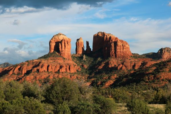 IMG_0268_Sedona_Red_Rock_Loop_Cathedral_Rock_forum.jpg