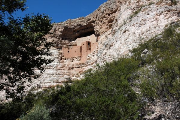 IMG_0310_Montezuma_Castle_forum.jpg