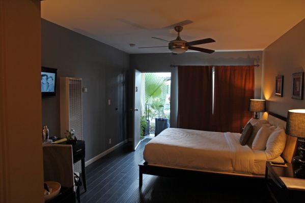 IMG_0350_Palm_Springs_Avanti_Hotel_Zimmer_forum.jpg