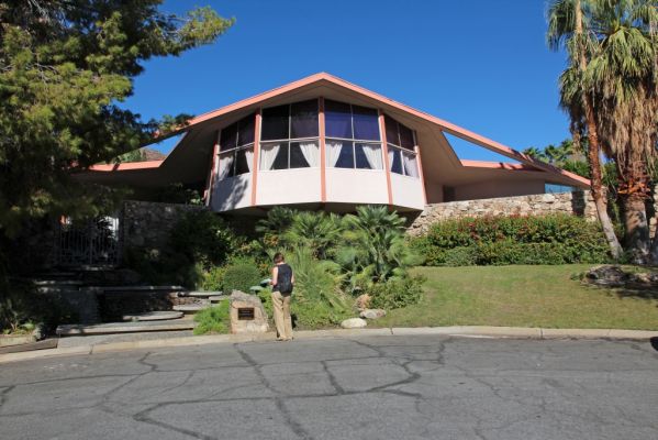 IMG_0371_Palm_Springs_Elvis_Honeymoon_Hideaway_forum.jpg