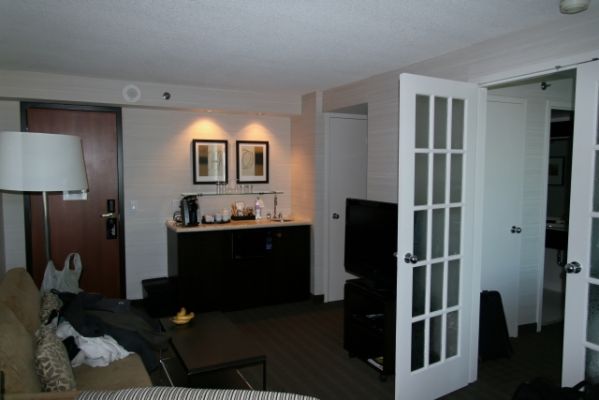Toronto Cabridge Suites
