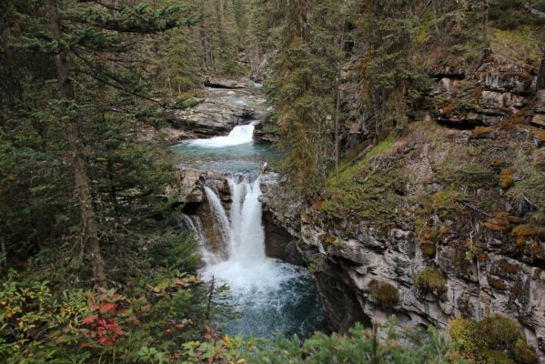 20 Johnston Canyon
