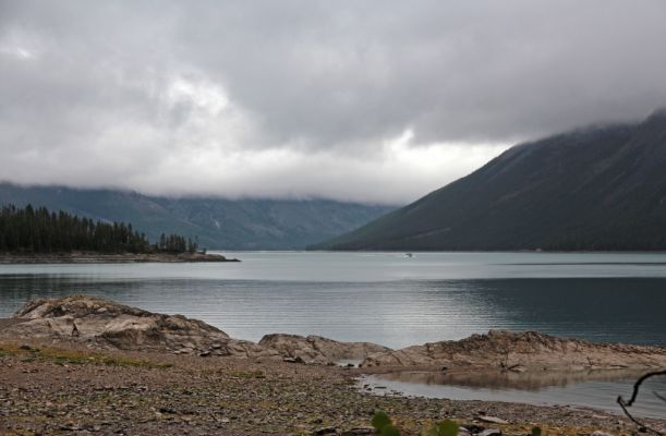 04 Lake Minnewanka
