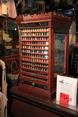 Shelburne Museum General Store Garnrollen

