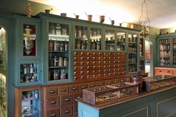 Shelburne Museum Apothecary Shop
