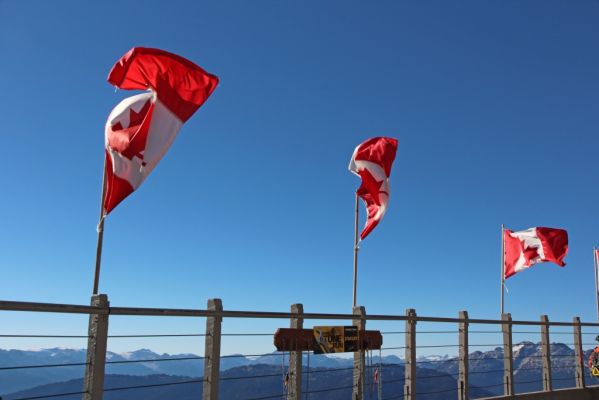 18 Whistler Mtn Flaggen
