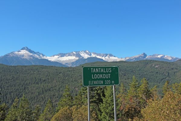 05 Tantalus Lookout

