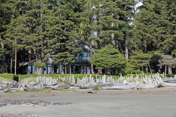 20 Chesterman Beach
