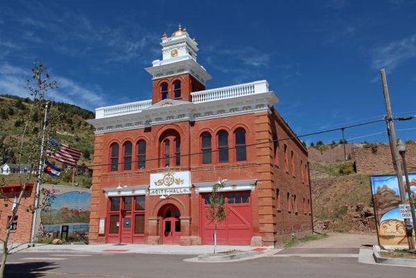 09 Victor City Hall
