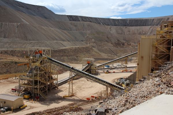 14 Victor Mine Crusher
