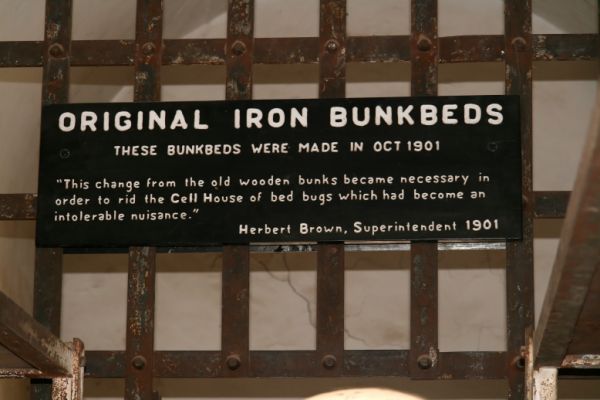 IMG_3725_DxO_Yuma_Prison_Iron_Bunkbeds_Forum.jpg