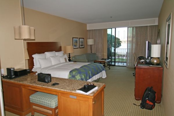 IMG_3781_DxO_San_Diego_Coronado_Island_Resort_Zimmer_Forum.jpg