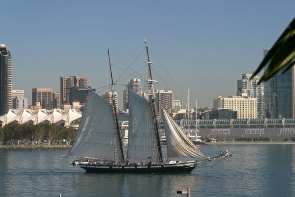 IMG_3787_DxO_San_Diego_Coronado_Island_resort_Windjammer_Forum.jpg