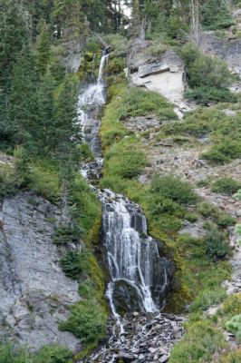 Crater Lake Vidae Falls
