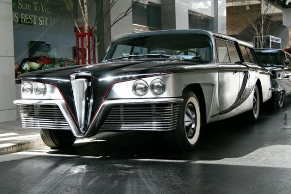 Reno Automobile Museum Scimitar 1959
