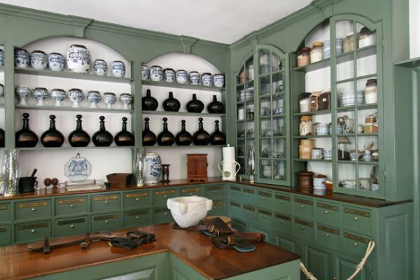 Colonial Williamsburg, Pharmacy
