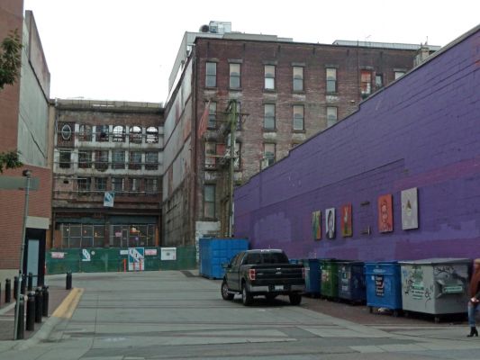 21 Vancouver
