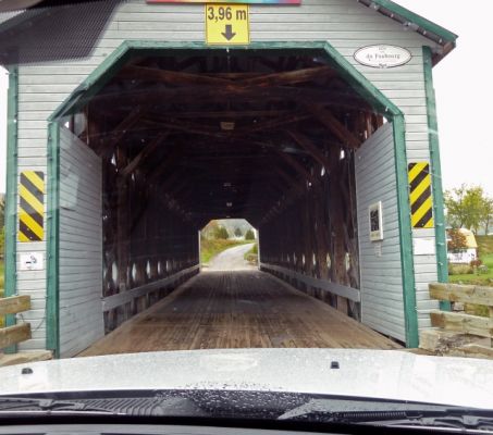 l'Anse St Jean Pont Couvert
