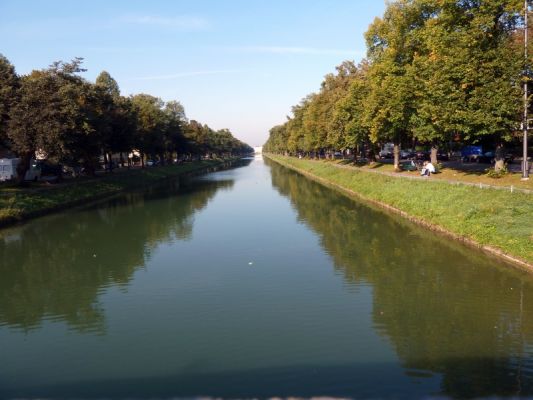 P1060171_Nymphenburger_Kanal.jpg