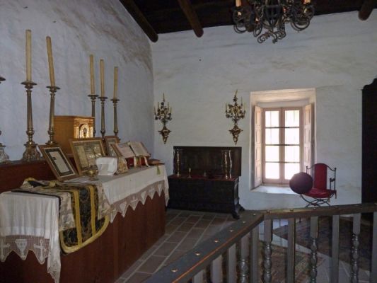 P1070154_DxO_San_Diego_Old_Town_Casa_de_Estudillo_Chapel_Forum.jpg