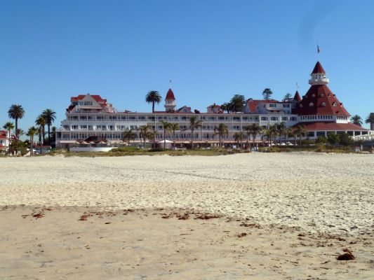 P1070252_DxO_San_Diego_Hotel_Del_Coronado_Forum.jpg