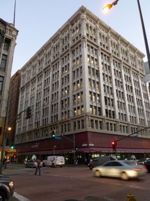 P1070474_DxO_Los_Angeles_WP_Story_Bldg_Jewelry_Plaza_S_Broadway_Forum.jpg