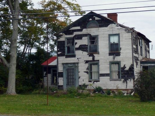 Livonia 7337 Richmond Mills Rd
