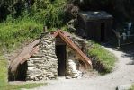 DSC03436 Arrowtown Chinese Settlement Hütte_k
