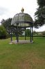 DSC04374_Larnach_Castle_Gartenpavillon_k.jpg