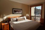 19 Whistler Zimmer
