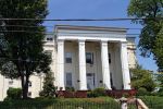 Staunton, Villa