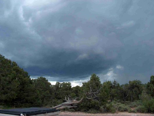 Gewitterwolke am Hopi Point
