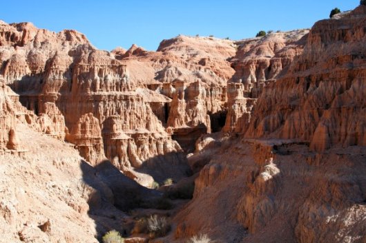 2006-09-25 08 Cathedral Gorge SP.jpg