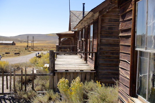 2006-09-28 09 Boardwalk in Bodie, Ca.jpg