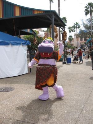 mascot~0.JPG