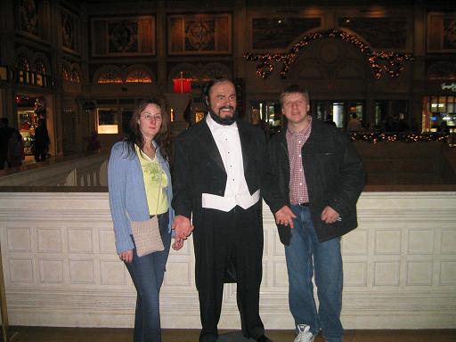 pavarotti.JPG