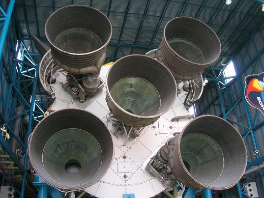 saturnV.JPG