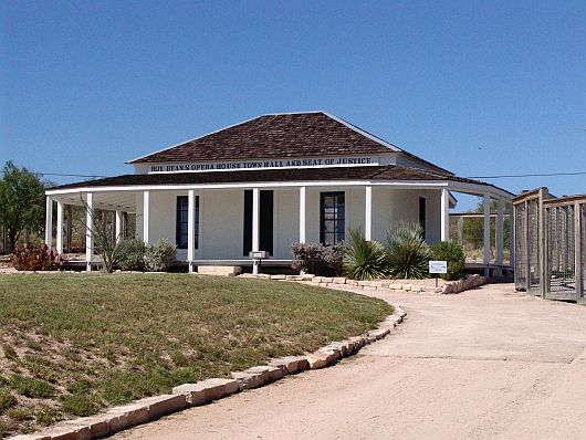 Judge Roy Bean I
Wohnhaus
