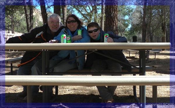 comp_snap_picknick.jpg
