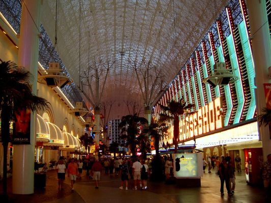 Fremont St
