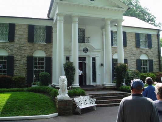 Graceland I
