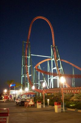 Knott's Berry farm
Achterbahn Xcelerator in Knott's Berry Farm
Schlüsselwörter: Vergnügungspark, Los Angeles